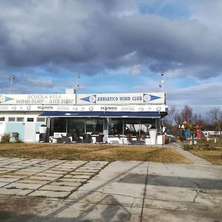 Апартаменты Bilocale Марина-Ромеа Экстерьер фото